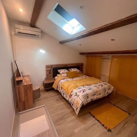 T2 Neuf Et Moderne Climatiser Avec Netflix Amazon 마르세유 외부 사진